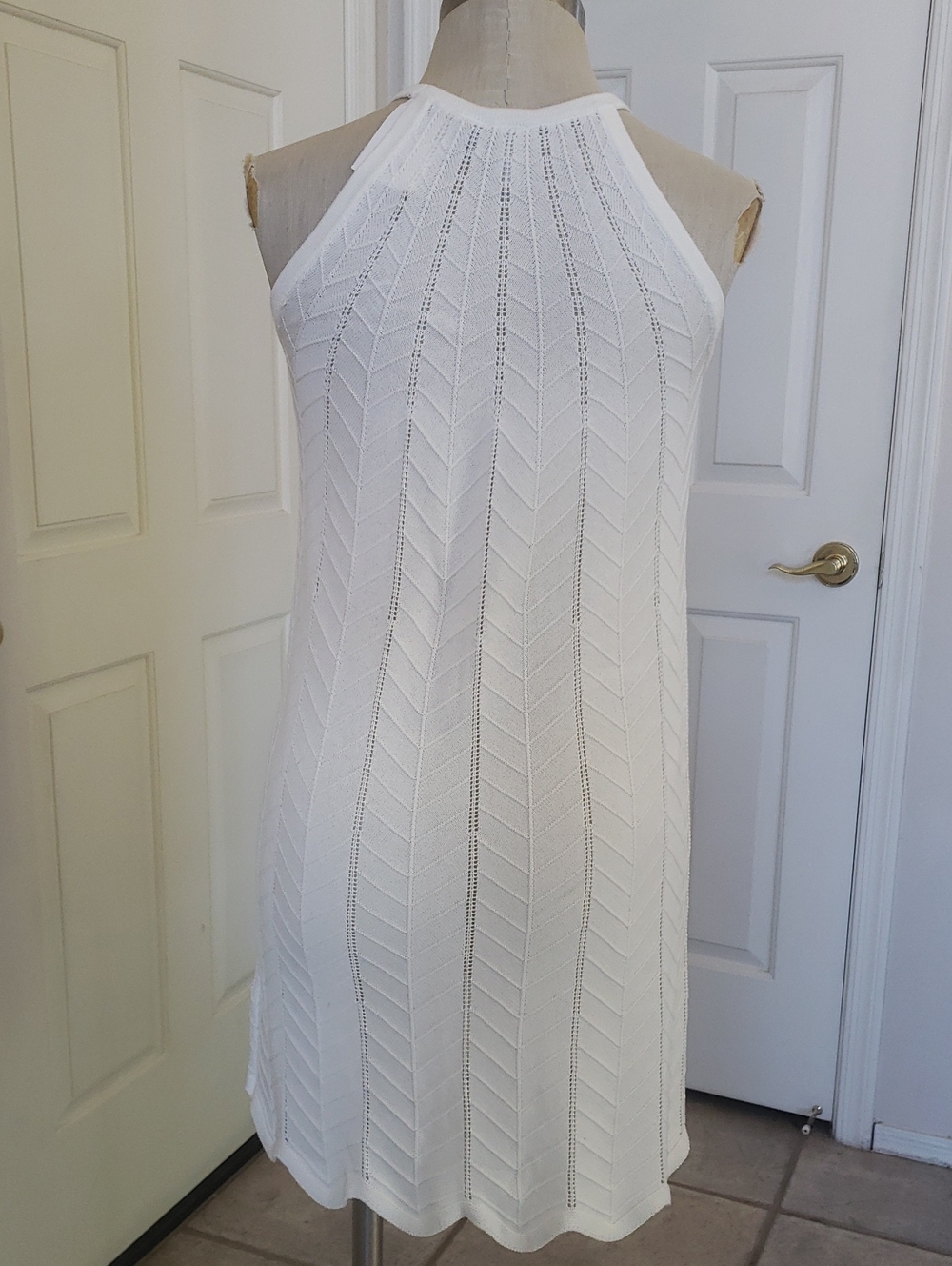 💐 Joie White Cotton Knit Crochet Dress • Chevron Textured Sleeveless Halter XS - Picture 5 of 12